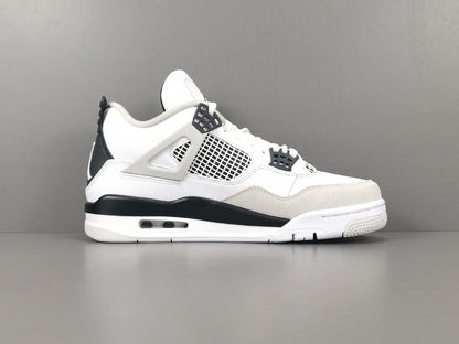 JORDAN 4 x MILITARY BLACK Versili