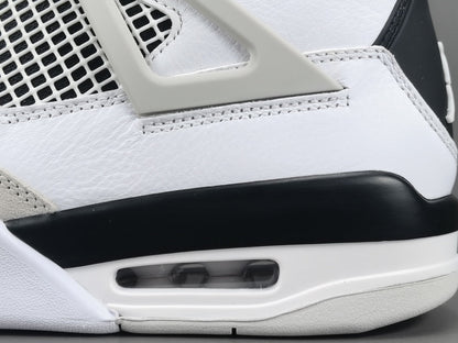 JORDAN 4 x MILITARY BLACK Versili