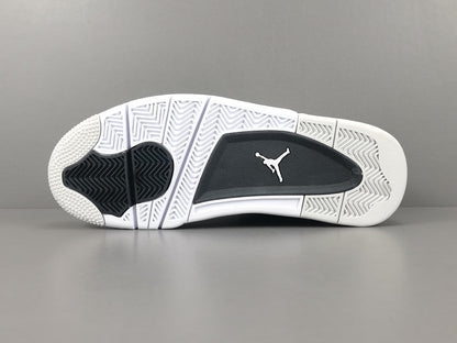 JORDAN 4 x MILITARY BLACK Versili