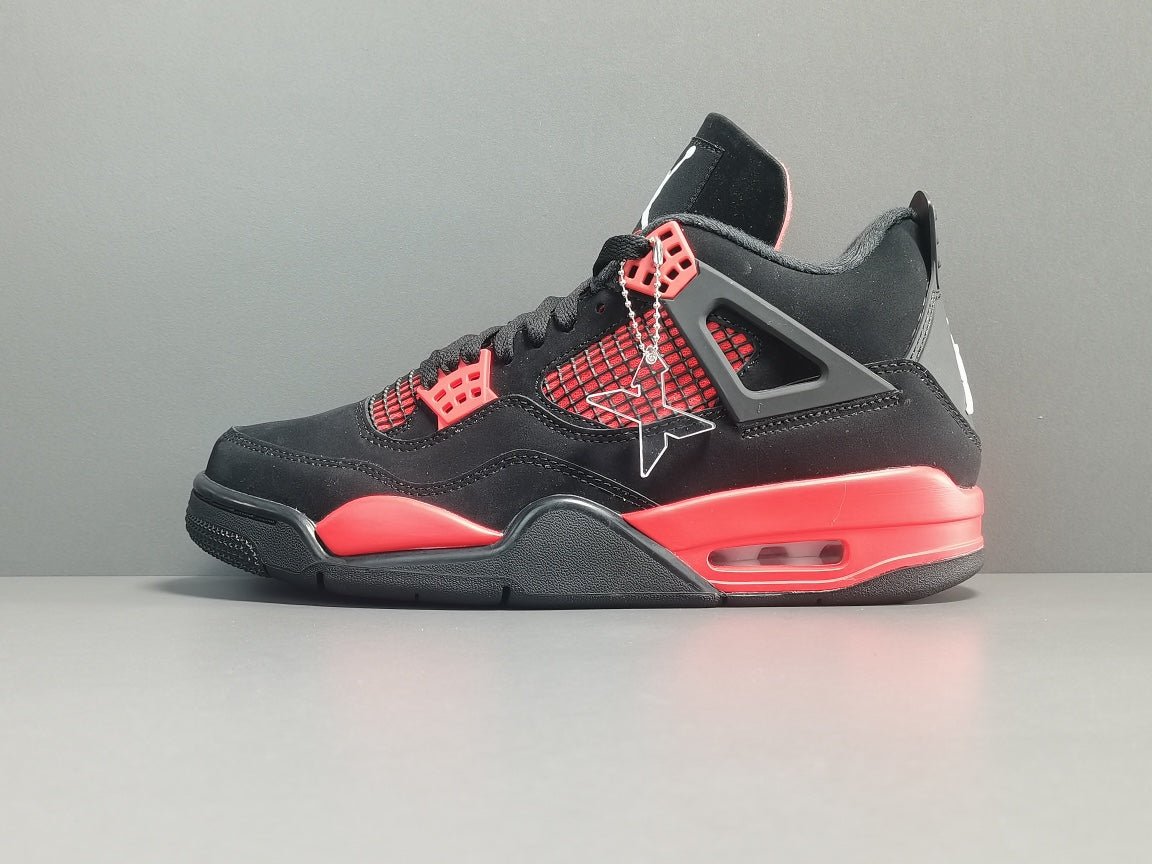 JORDAN 4 x RED THUNDER Versili
