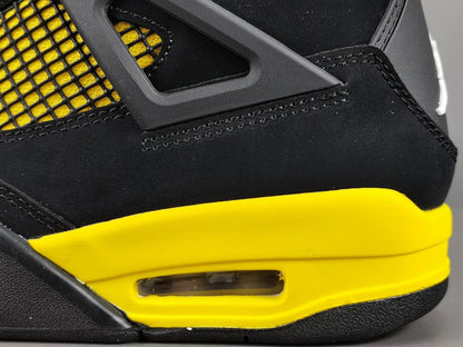 JORDAN 4 x THUNDER Versili