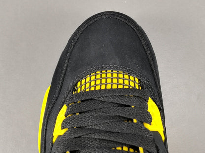 JORDAN 4 x THUNDER Versili
