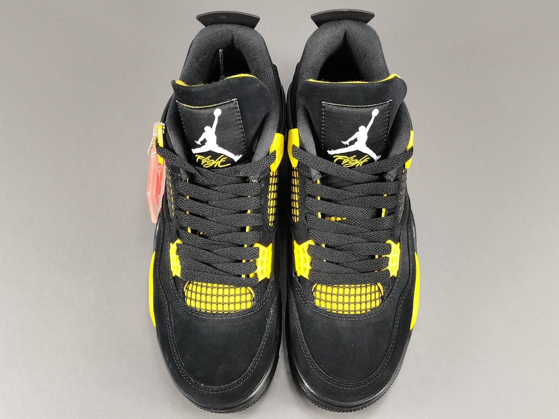 JORDAN 4 x THUNDER Versili