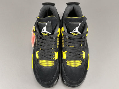 JORDAN 4 x THUNDER Versili