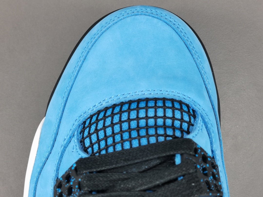 JORDAN 4 x TRAVIS SCOTT CACTUS JACK Versili