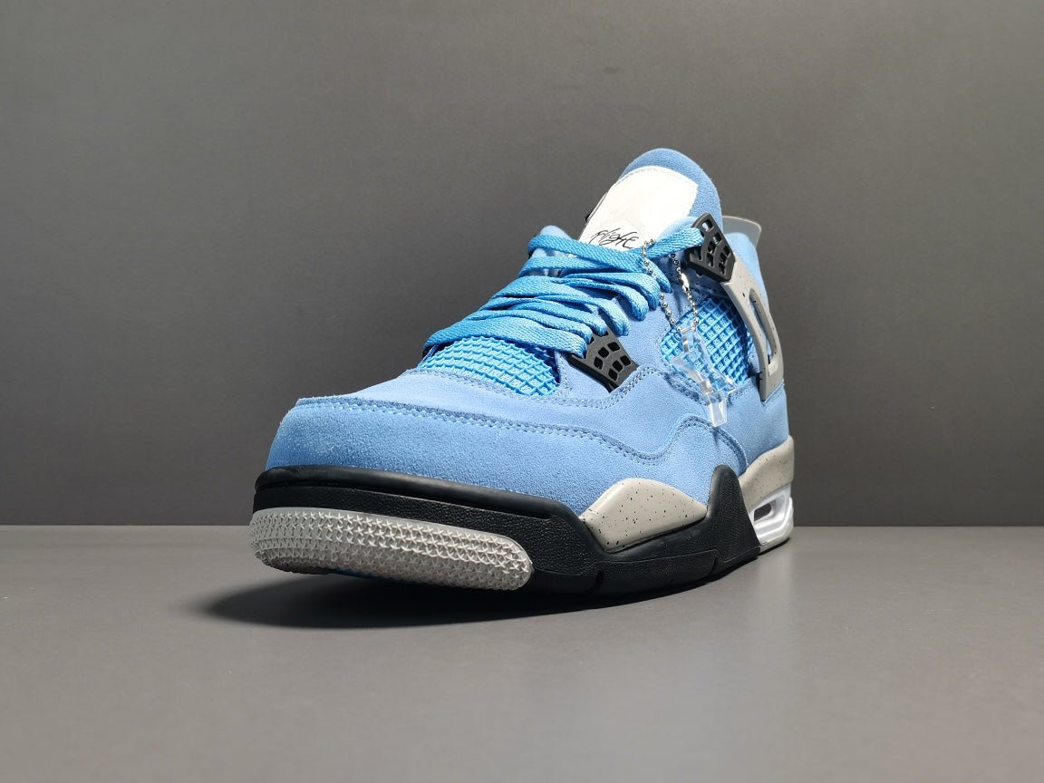 JORDAN 4 x UNIVERSITY BLUE Versili