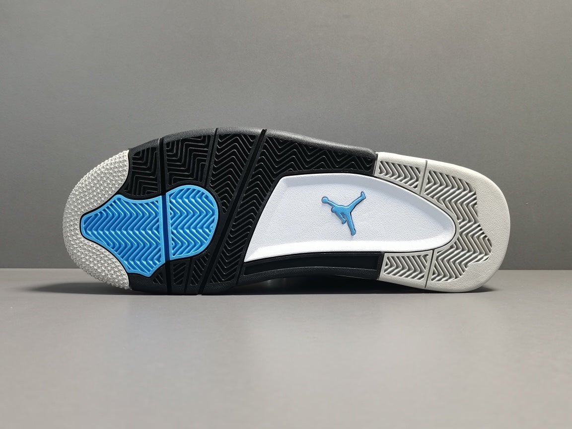 JORDAN 4 x UNIVERSITY BLUE Versili