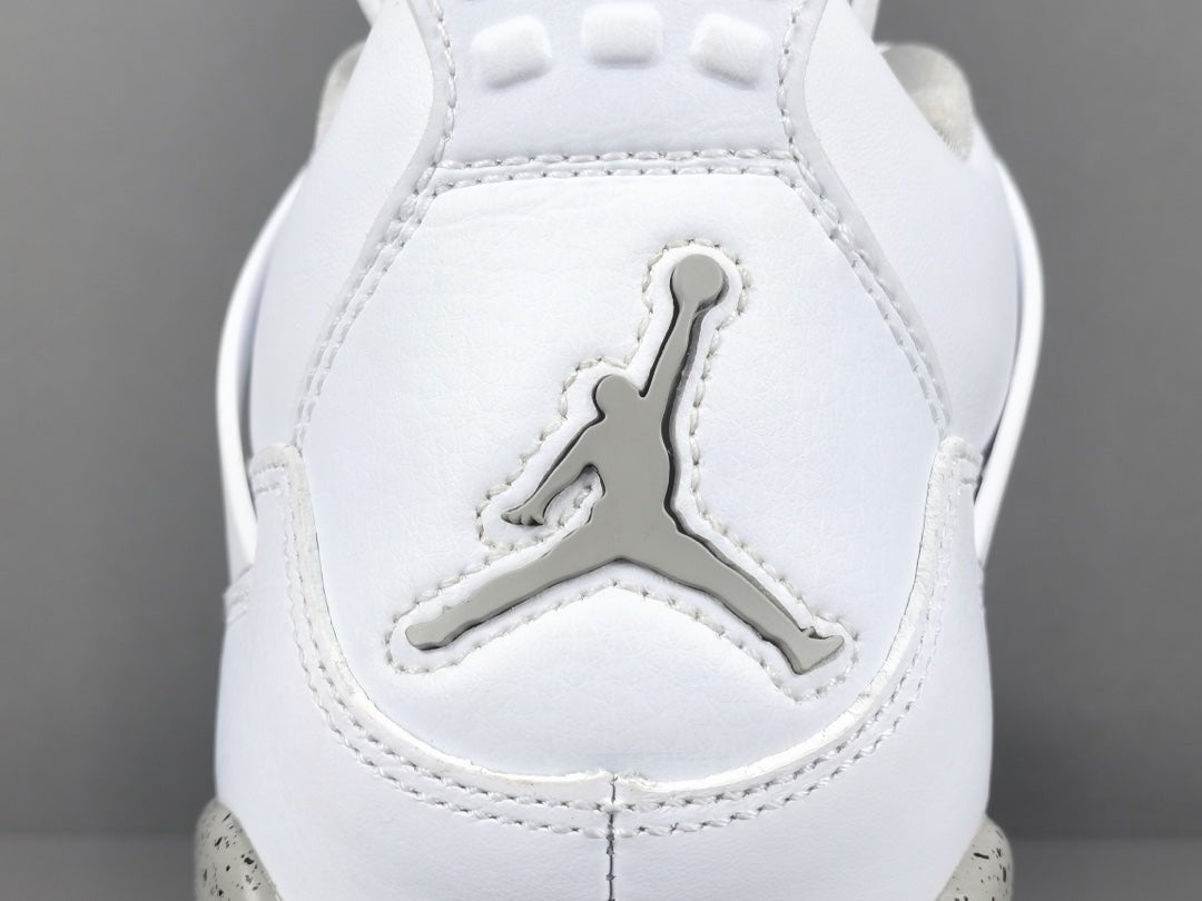 JORDAN 4 x WHITE OREO Versili