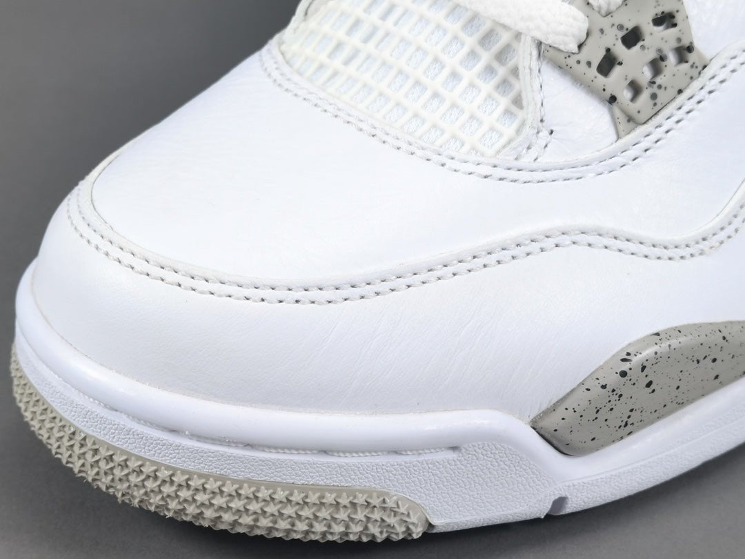 JORDAN 4 x WHITE OREO Versili