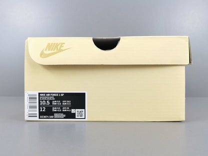 NIKE AIR FORCE 1 x BILLIE EILISH TRIPLE WHITE Versili