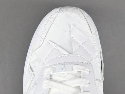 NIKE AIR FORCE 1 x BILLIE EILISH TRIPLE WHITE Versili