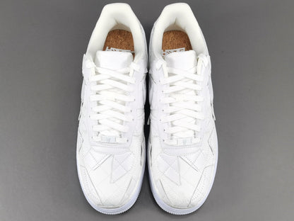 NIKE AIR FORCE 1 x BILLIE EILISH TRIPLE WHITE Versili