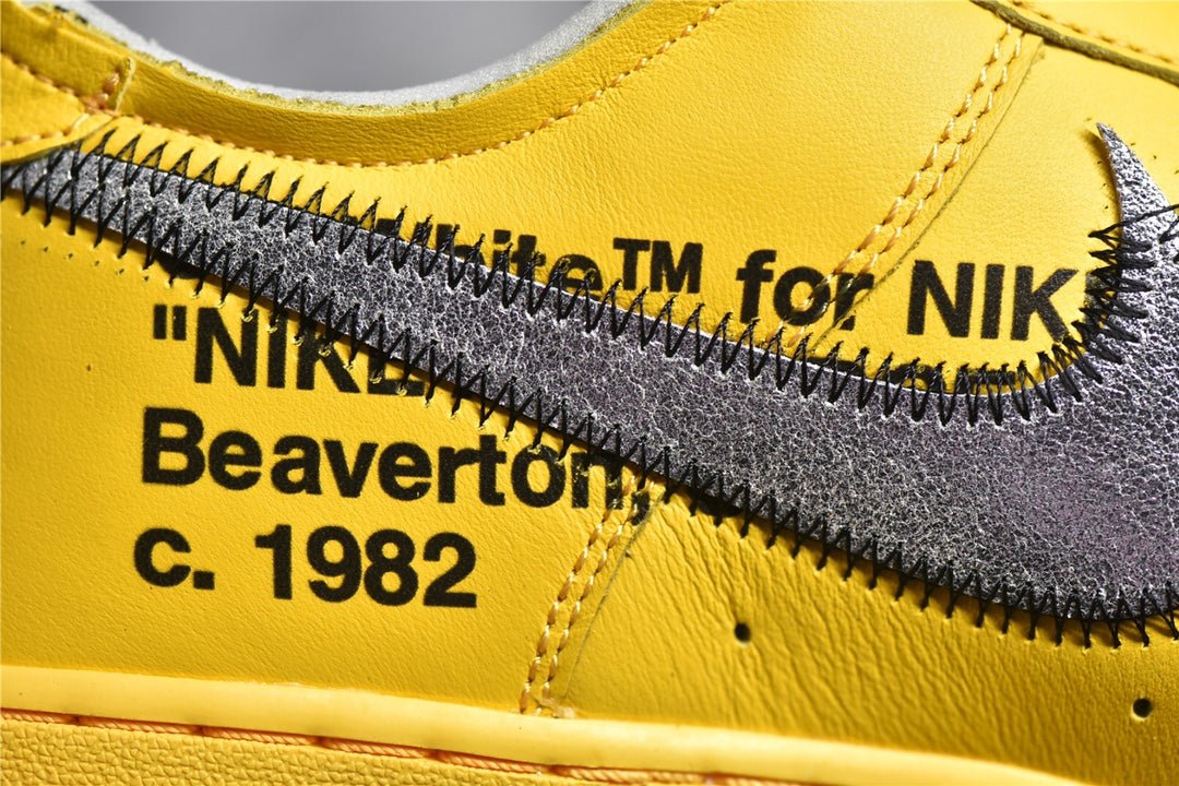 NIKE AIR FORCE 1 x OFF-WHITE ICA UNIVERSITY GOLD Versili