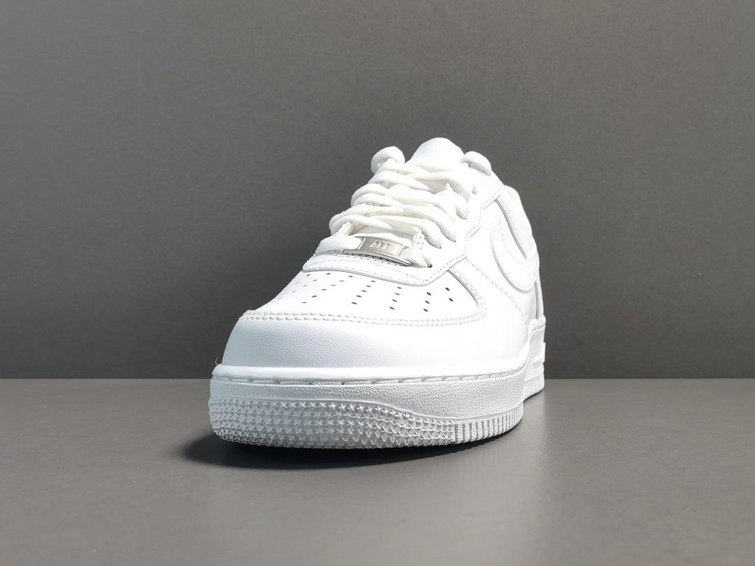 NIKE AIR FORCE 1 x WHITE Versili