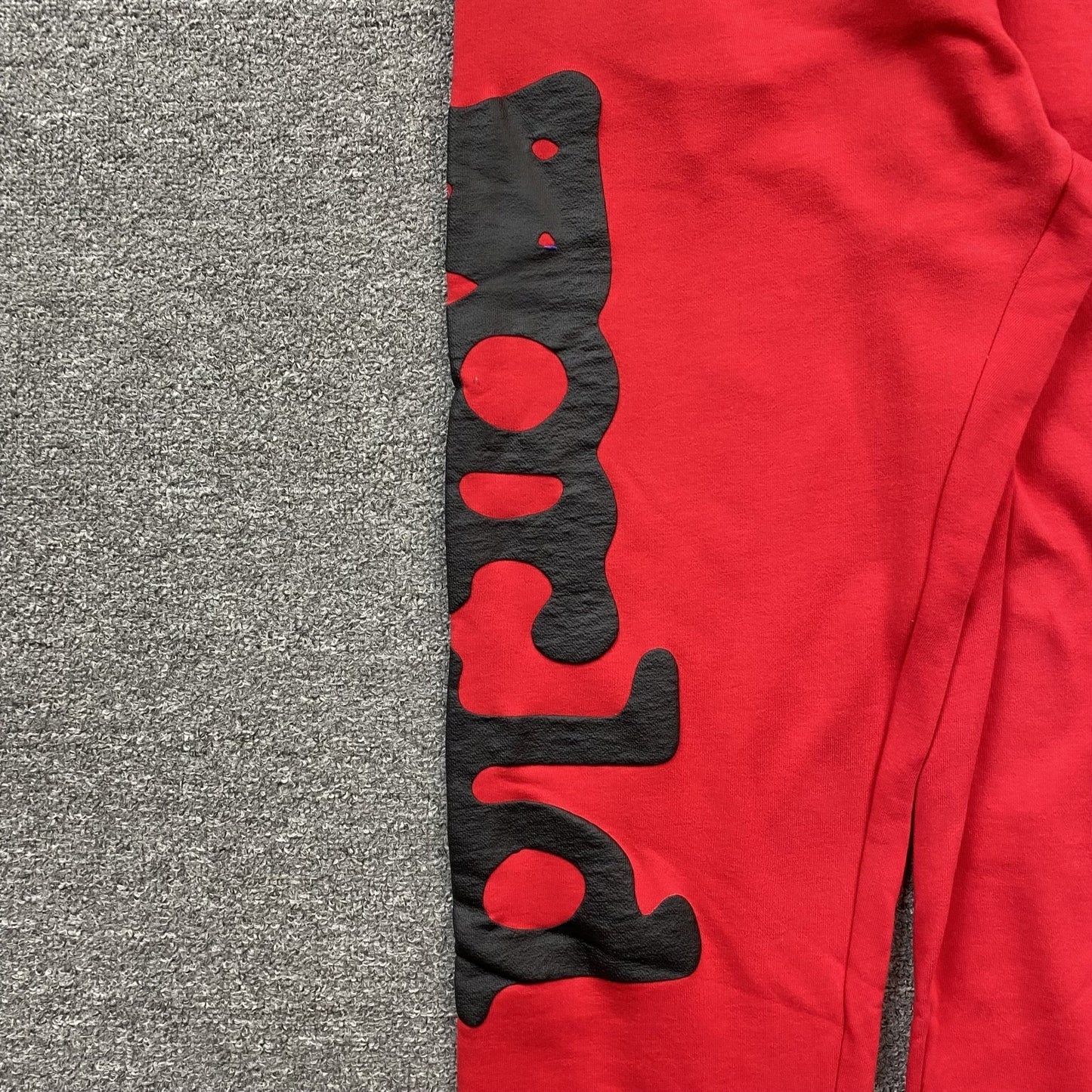 SP5DER BELUGA SWEATPANTS RED Status Shipping