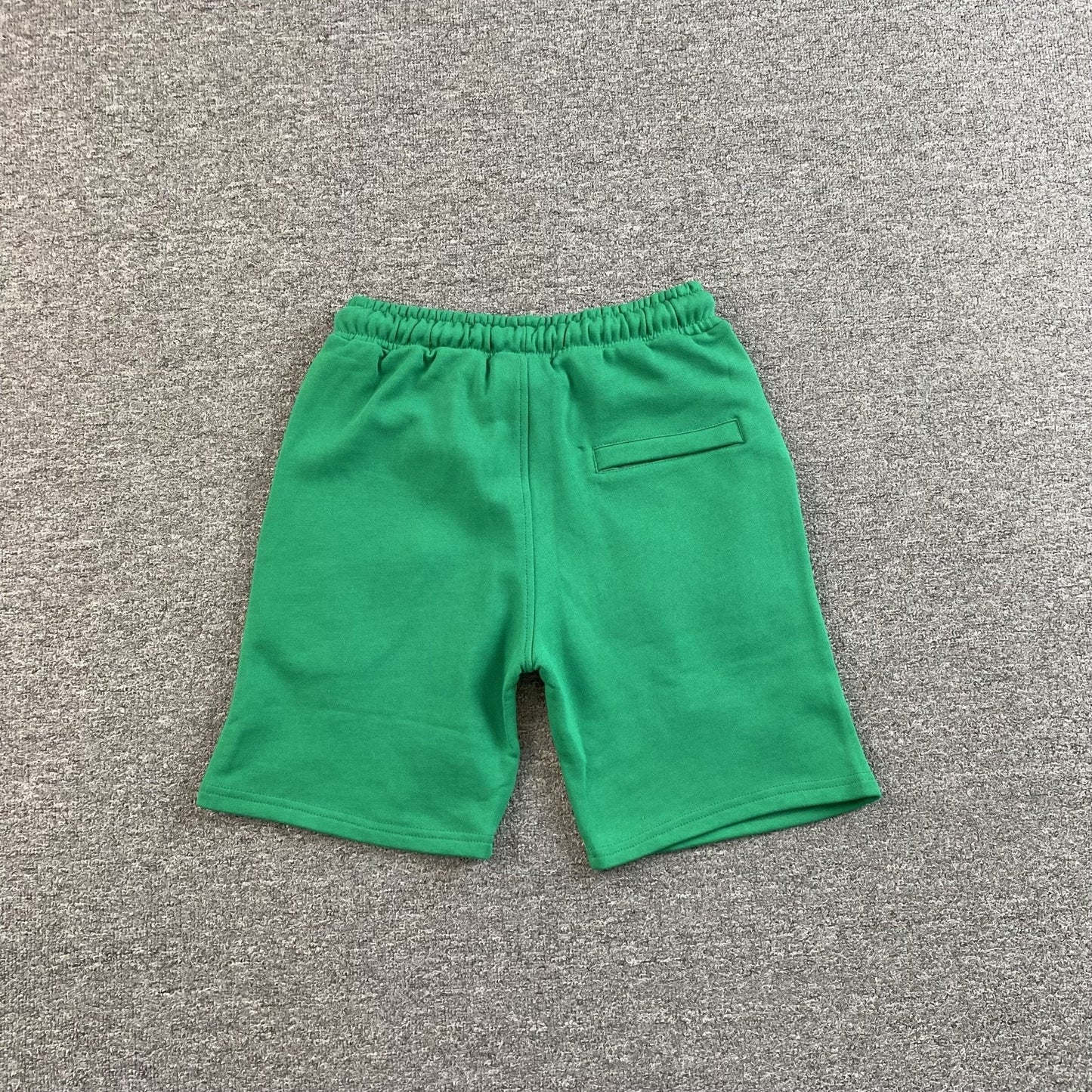 SYNA WORLD SHORTS GREEN Status Shipping